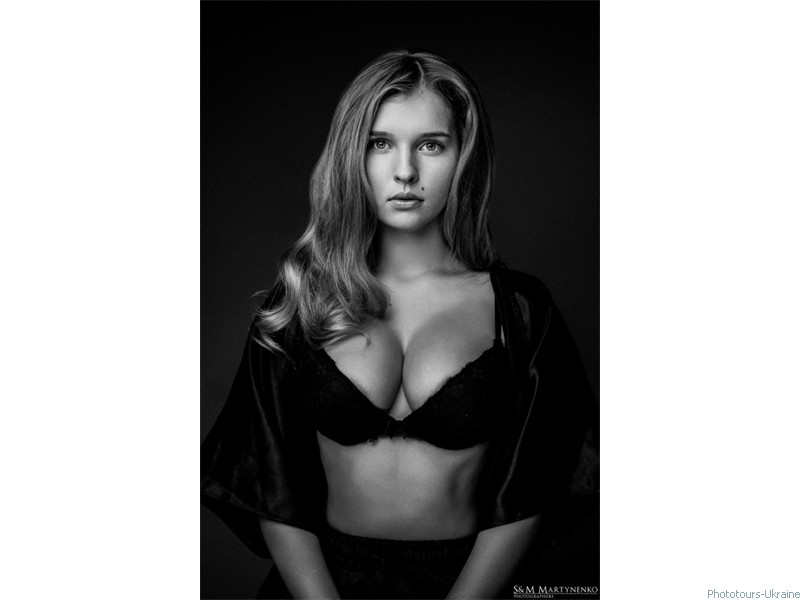 Alina392-04